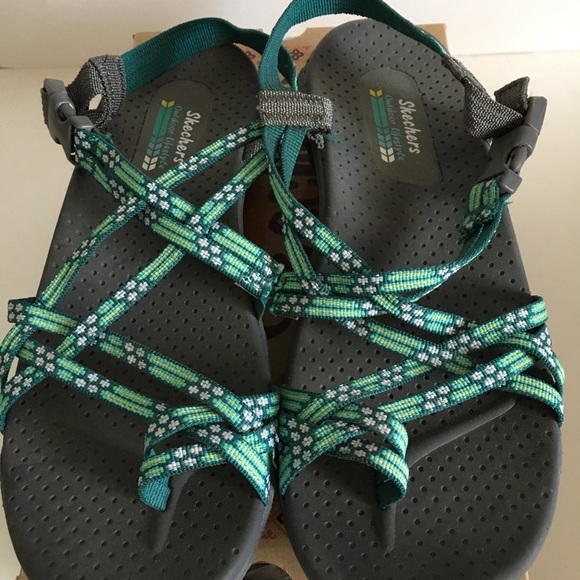 skechers reggae loopy